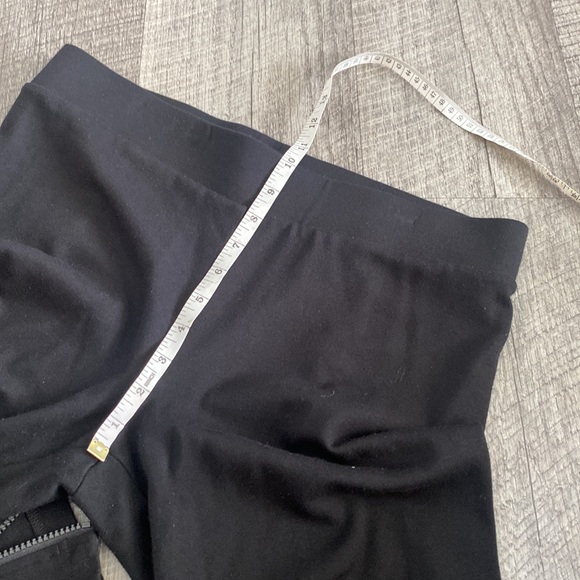 CABI black leggings with zipper CABI black zipper pants - Picture 6 of 7